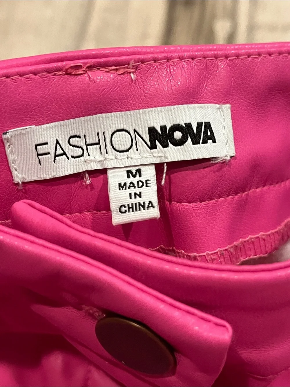 Fashion Nova eye catching